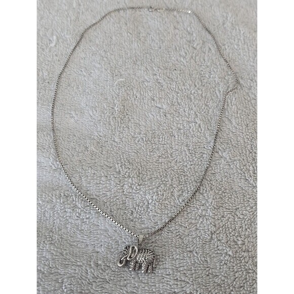 Sterling Silver Elephant Pendant Necklace With Diamond Accents Stamped 925 Italy - Picture 2 of 11
